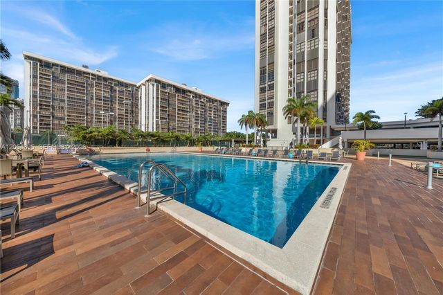 1865 Brickell Ave A606, Miami, FL 33129