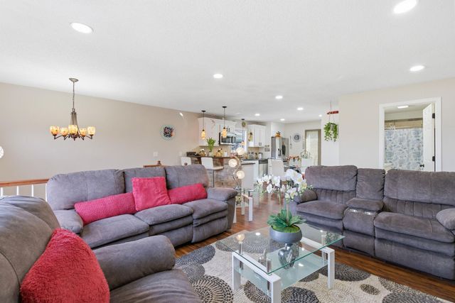 1372 Desoto Street, Saint Paul, MN 55130