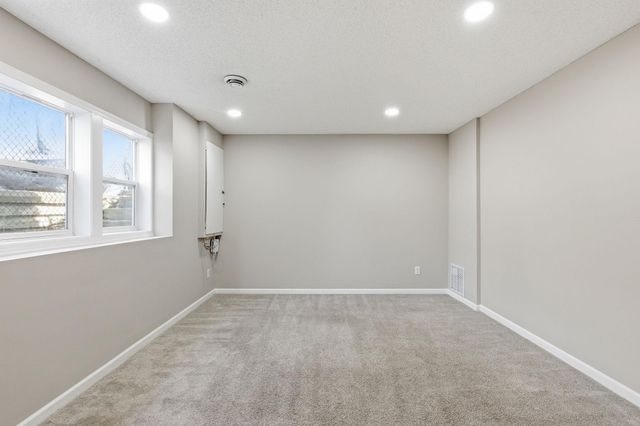 1372 Desoto Street, Saint Paul, MN 55130