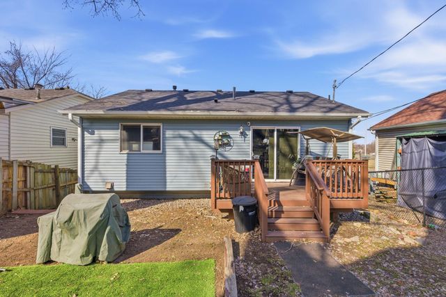 1372 Desoto Street, Saint Paul, MN 55130