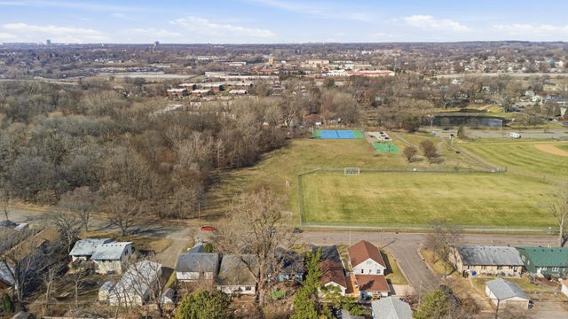 1372 Desoto Street, Saint Paul, MN 55130