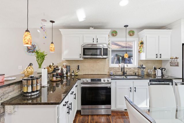 1372 Desoto Street, Saint Paul, MN 55130