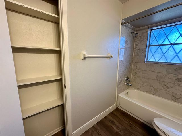 9834 Denning Drive, Houston, TX 77078