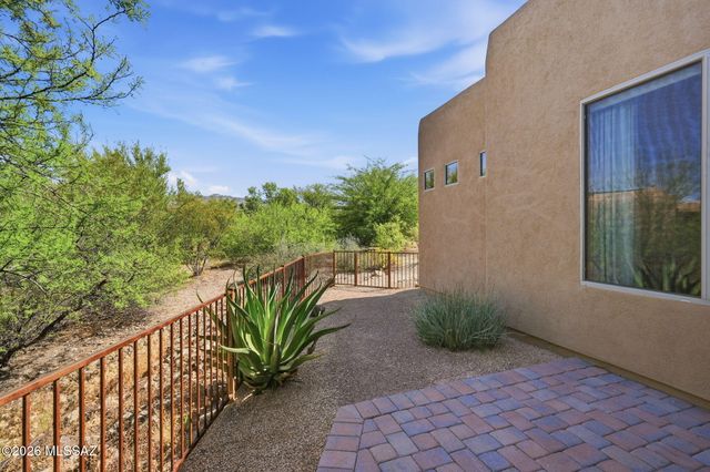 7858 S Galileo Lane, Tucson, AZ 85747