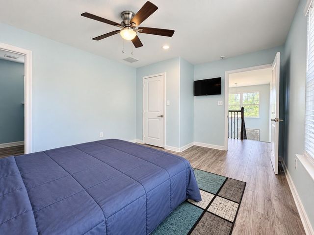 189 W Lakeview, Onalaska, TX 77360