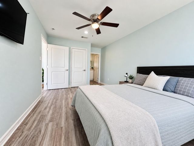 189 W Lakeview, Onalaska, TX 77360
