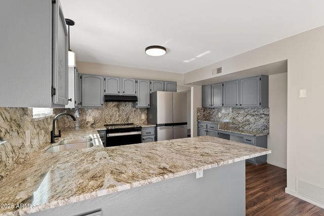 1900 E FOOTHILLS Drive, Sierra Vista, AZ 85635