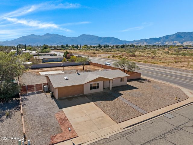 1900 E FOOTHILLS Drive, Sierra Vista, AZ 85635