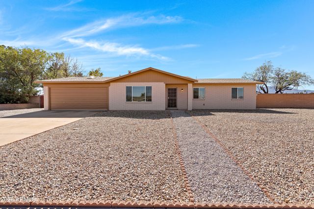 1900 E FOOTHILLS Drive, Sierra Vista, AZ 85635