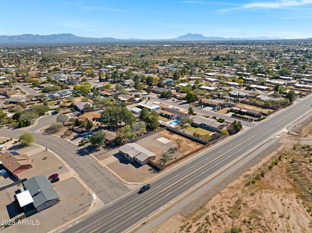 1900 E FOOTHILLS Drive, Sierra Vista, AZ 85635