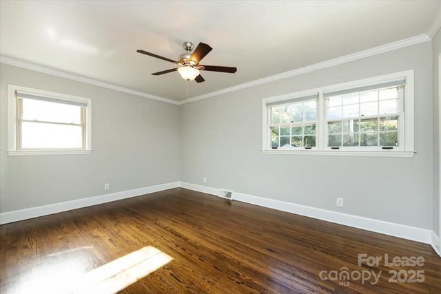 5400 Farmbrook Drive, Charlotte, NC 28210