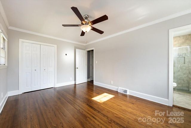 5400 Farmbrook Drive, Charlotte, NC 28210