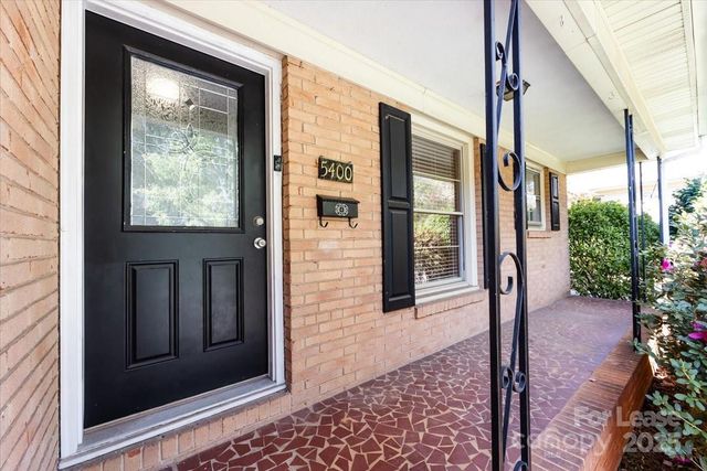 5400 Farmbrook Drive, Charlotte, NC 28210