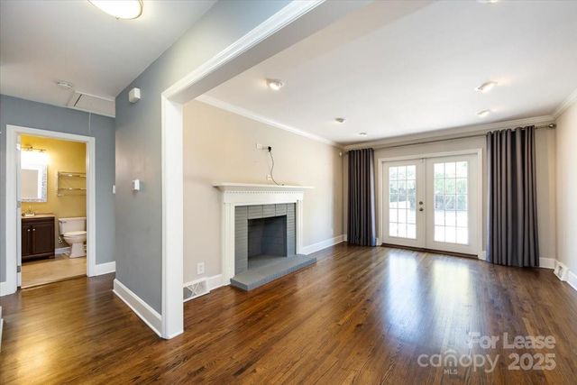 5400 Farmbrook Drive, Charlotte, NC 28210