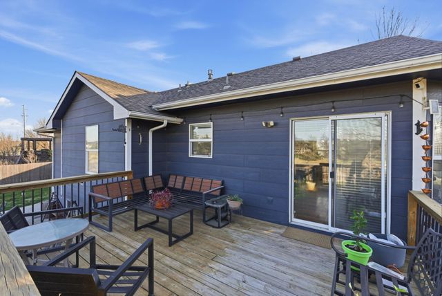 1922 N Beretta Ct, Andover, KS 67002