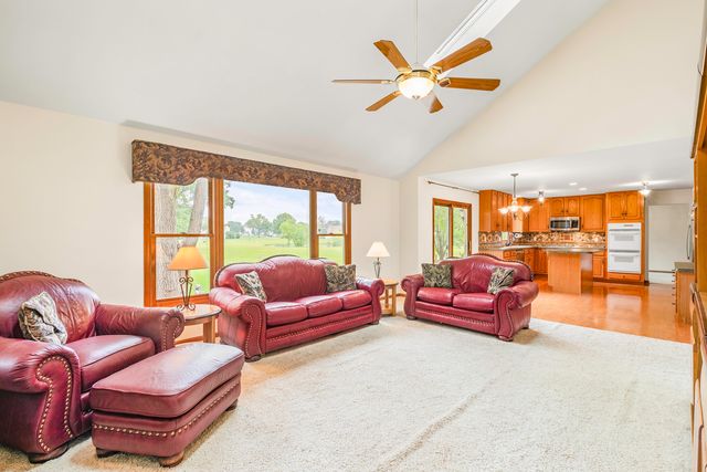 997 S Hampton Court, Aurora, IL 60506