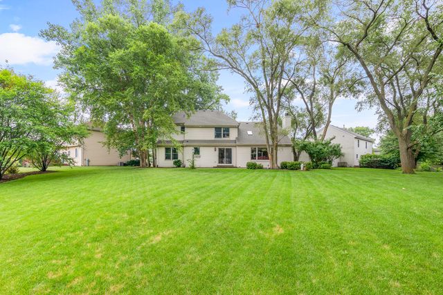 997 S Hampton Court, Aurora, IL 60506