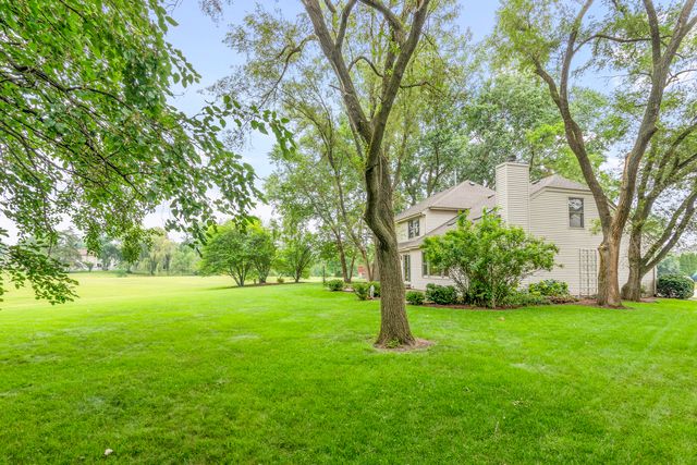 997 S Hampton Court, Aurora, IL 60506