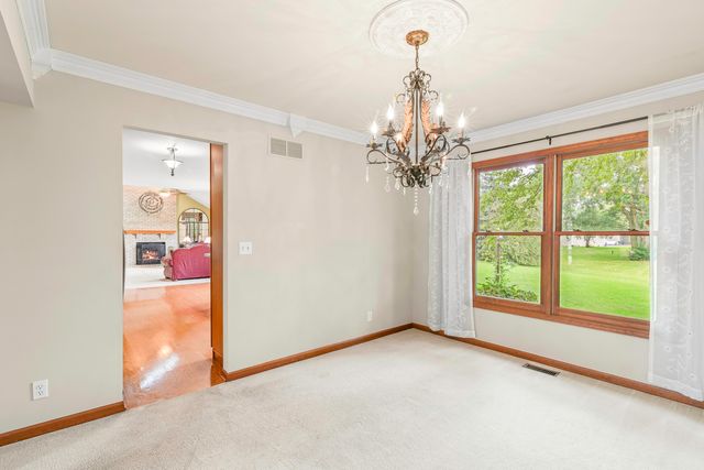 997 S Hampton Court, Aurora, IL 60506