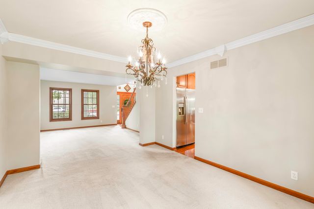 997 S Hampton Court, Aurora, IL 60506
