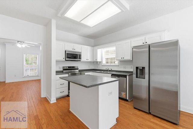 167 Landing Way, Richmond Hill, GA 31324