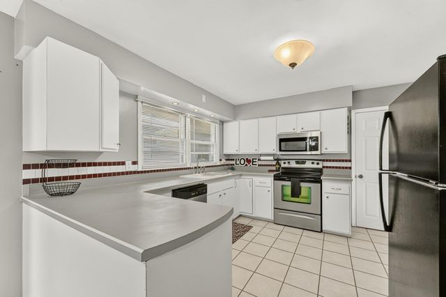 1401 10th Street NE, Rochester, MN 55906