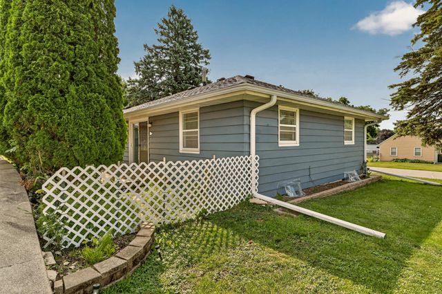 1401 10th Street NE, Rochester, MN 55906