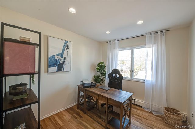 928 Peconic Avenue, West Babylon, NY 11704