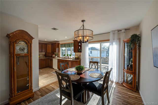 928 Peconic Avenue, West Babylon, NY 11704