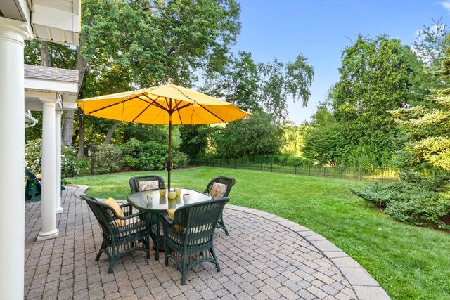 176 Colon St, Beverly, MA 01915