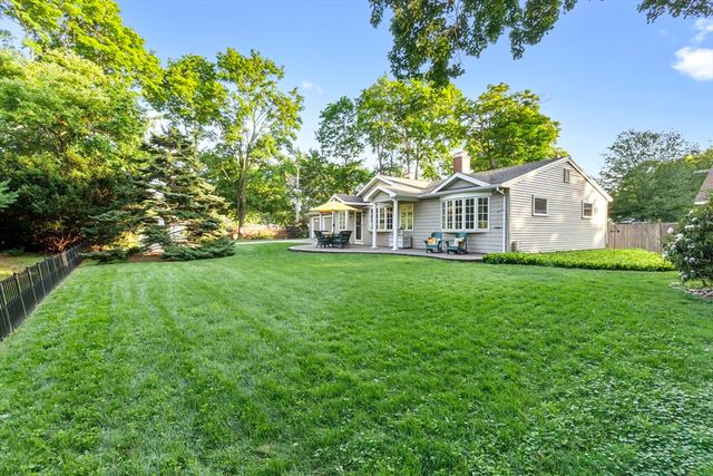 176 Colon St, Beverly, MA 01915