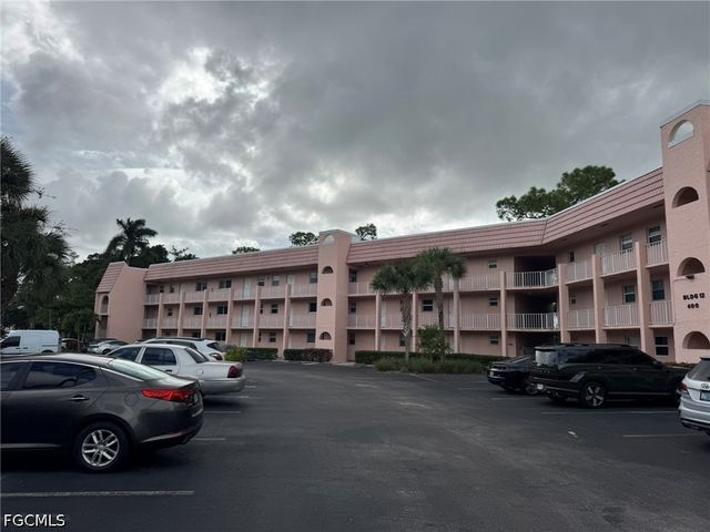 400 Forest Lakes BLVD 209, Naples, FL 34105