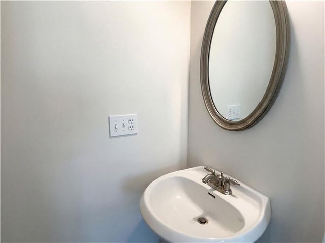 423 Tralee Court, Statham, GA 30666