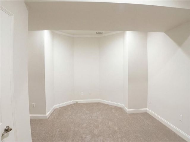 423 Tralee Court, Statham, GA 30666