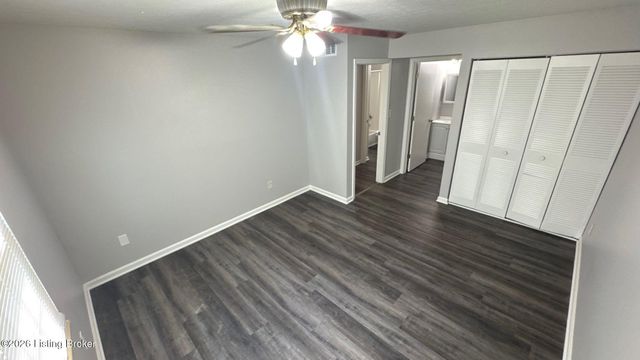 6512 Six Mile Ln 6, Louisville, KY 40218
