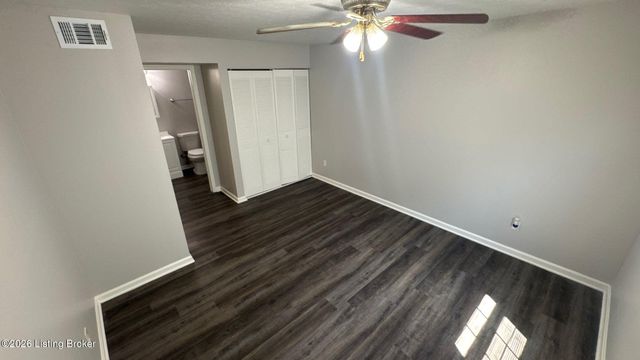 6512 Six Mile Ln 6, Louisville, KY 40218
