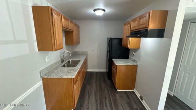 6512 Six Mile Ln 6, Louisville, KY 40218