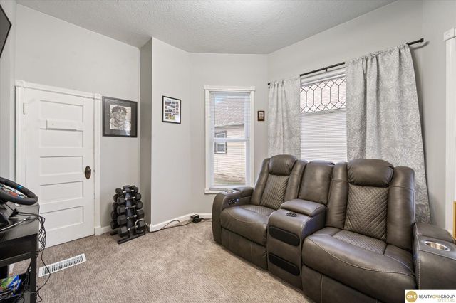 1440 Grant Street, Blair, NE 68008