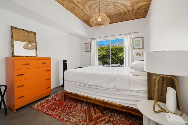 623 Desert Way, Palm Springs, CA 92264