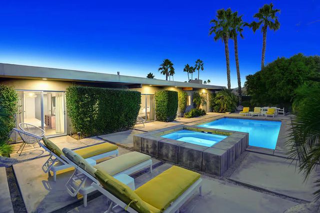 623 Desert Way, Palm Springs, CA 92264