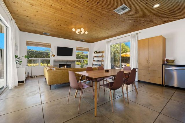 623 Desert Way, Palm Springs, CA 92264