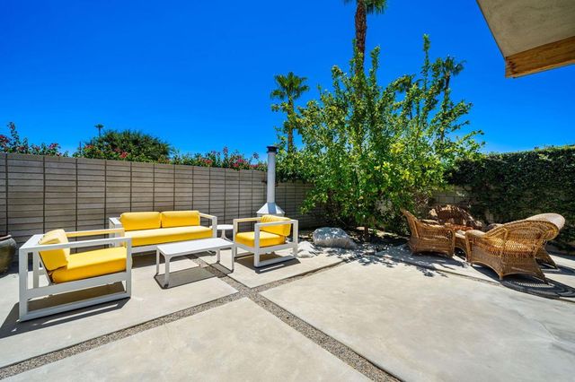 623 Desert Way, Palm Springs, CA 92264