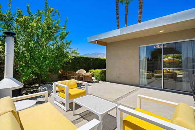 623 Desert Way, Palm Springs, CA 92264