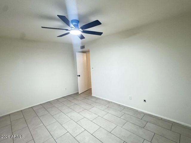 4816 S TAYLOR Drive, Tempe, AZ 85282