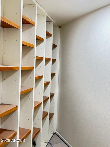 4816 S TAYLOR Drive, Tempe, AZ 85282