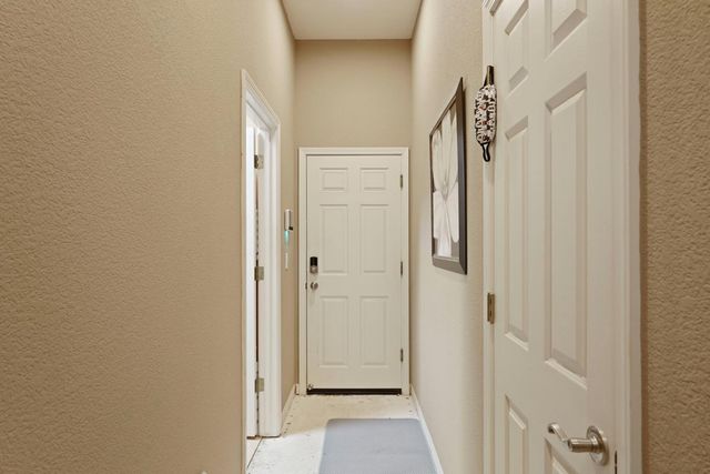 10689 Wellington Cir, Stockton, CA 95209