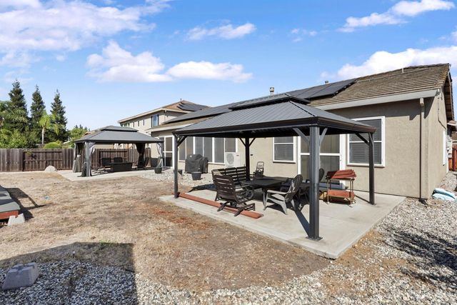 10689 Wellington Cir, Stockton, CA 95209