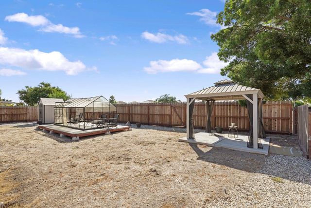 10689 Wellington Cir, Stockton, CA 95209