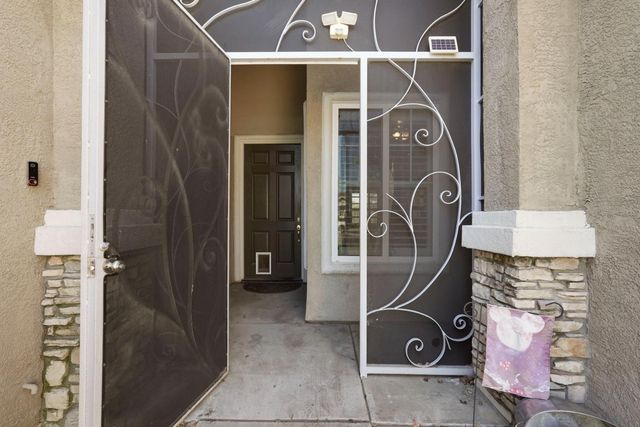 10689 Wellington Cir, Stockton, CA 95209