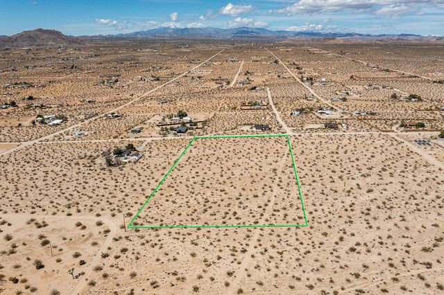 139 Rice Avenue, Joshua Tree, CA 92252